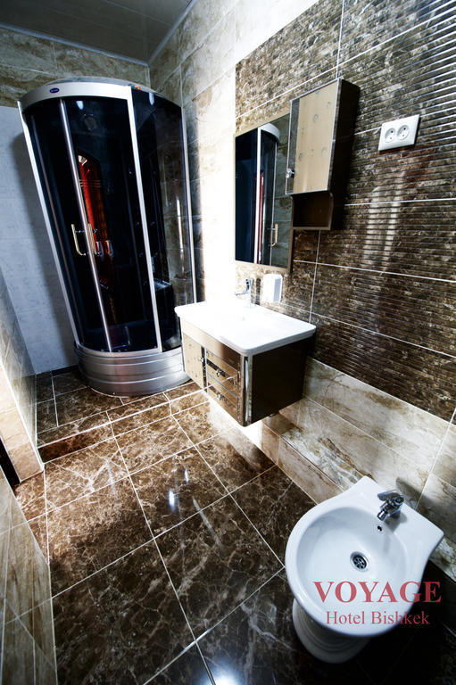 Voyage Hotel بيشكيك المظهر الخارجي الصورة
